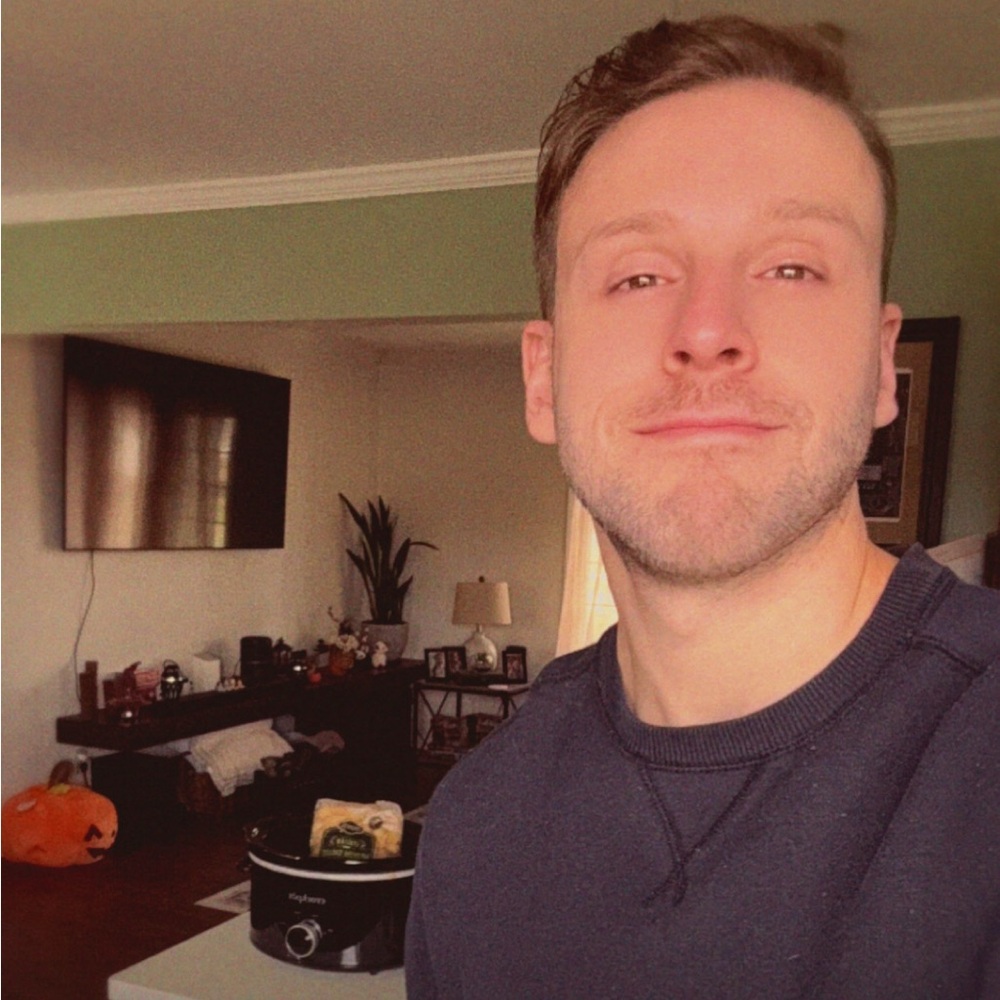 Meet your Posher, Corey